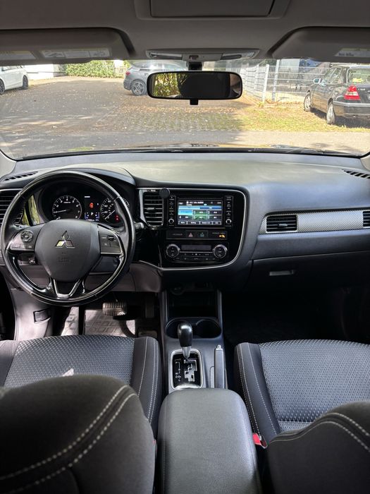 Mitsubishi Outlander 2016 2.4