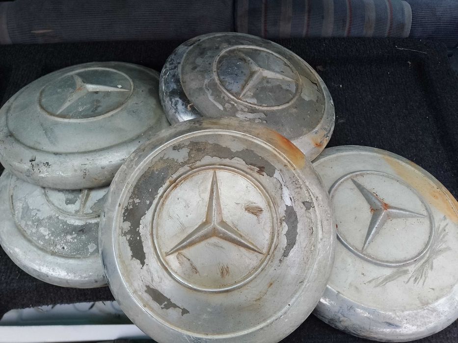 Clássicos antigos Mercedes w111