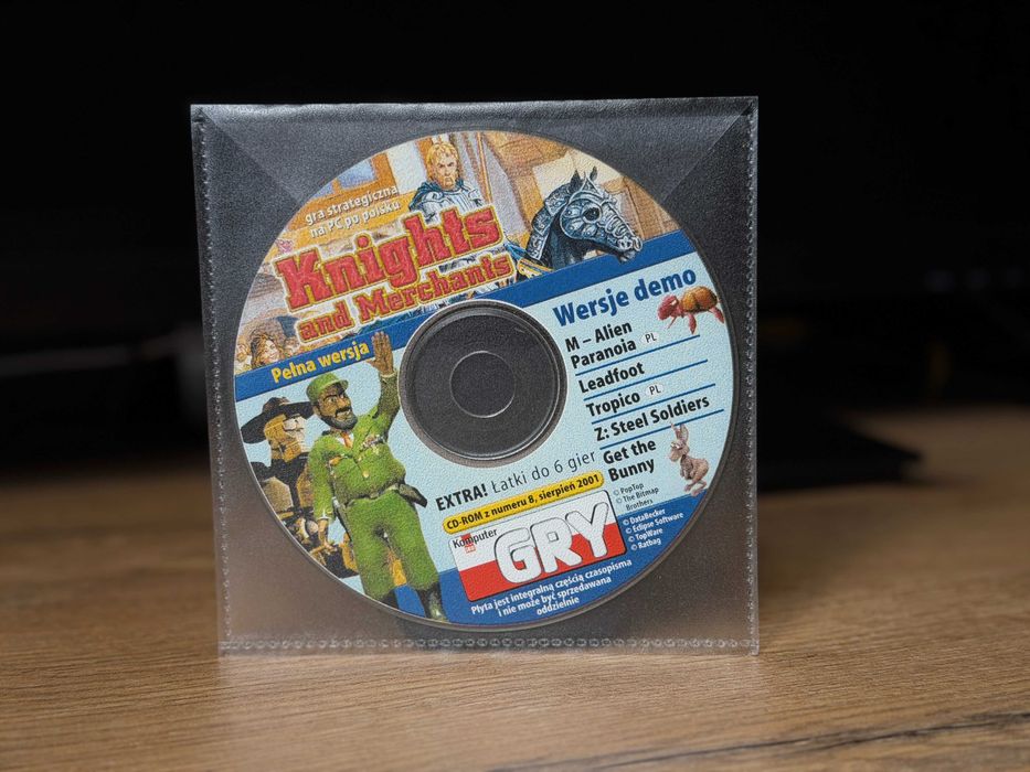 PC # Komputer Swiat Gry  nr. 8 /2001 - Knights and Merchants