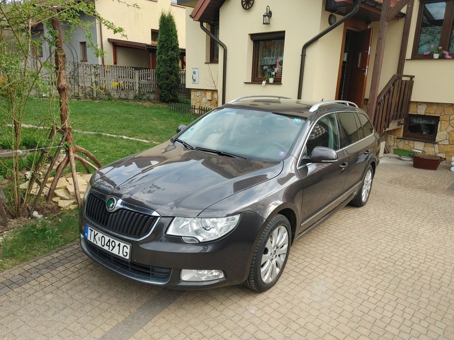 Skoda Superb Skoda Superb Kombi 2.0 TDI 170km Elegance, bezawaryjna, 8 kół