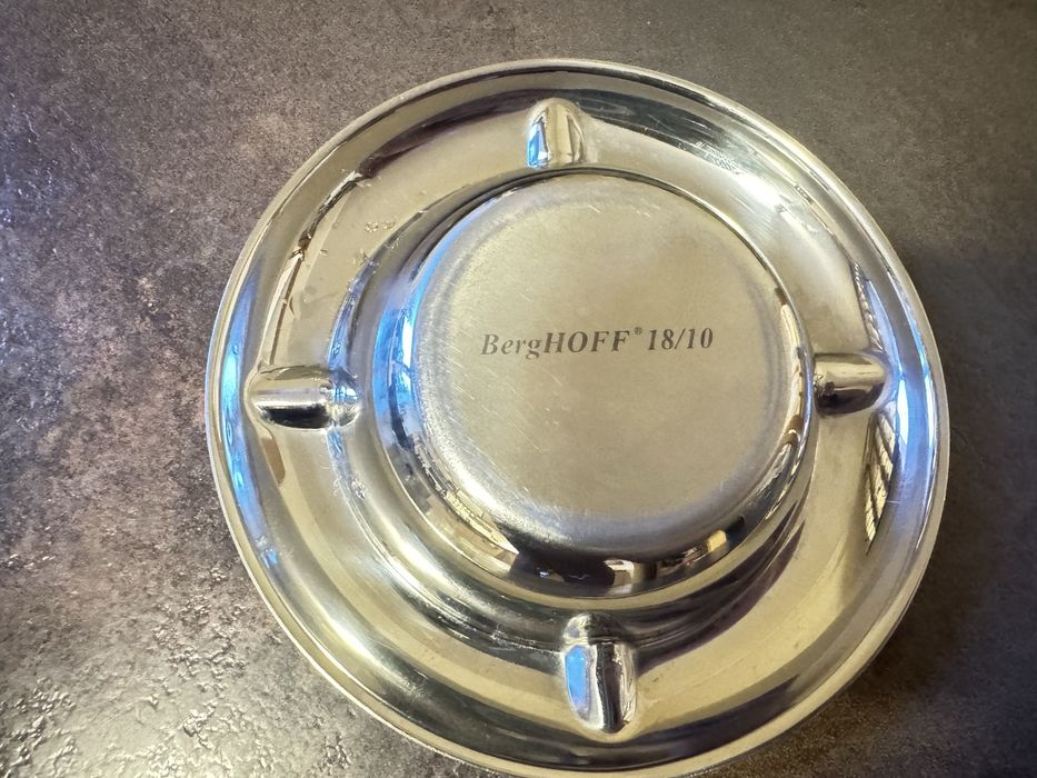 Піднос , блюдо та попільничка BergHOFF