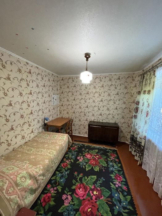 Продам 4к квартиру Яновського