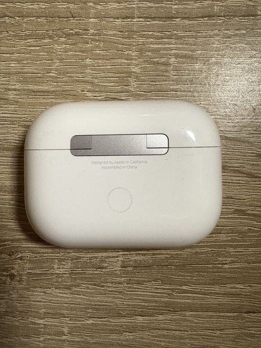 AirPods Pro 2 słuchawki i etui