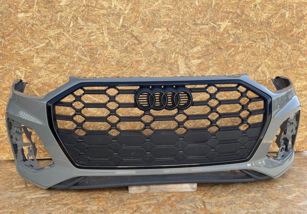 Передній передний бампер Audi Q5  рест