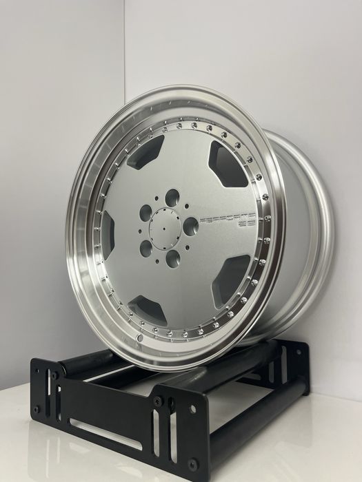 Jantes 17” 5x112 Novas Estilo Mercedes AMG Monoblock Performa 25