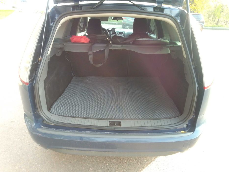 Продається автомобіль Ford Focus 1.6 дизель