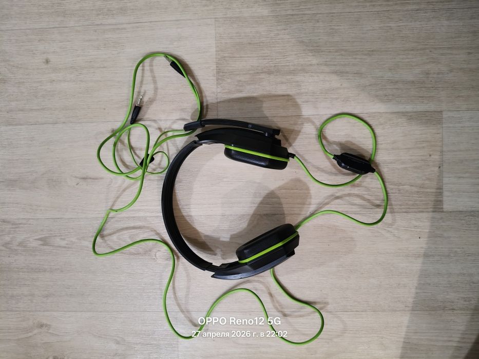 Продам наушники electro v2
