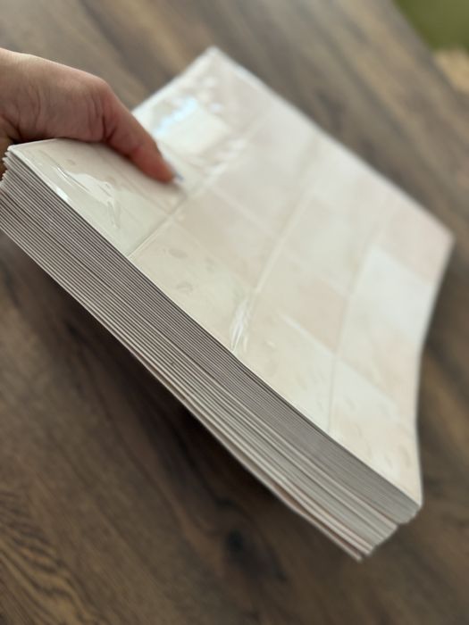 Płytki samoprzylepne 3D ścienne kafelki 27x27 cm zestaw 25 sztuk nowe