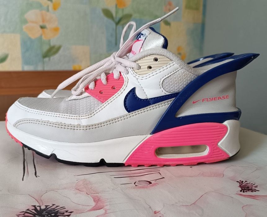 Підліткові кросівки nike air max 90 flyease р. 36-23,5 см.