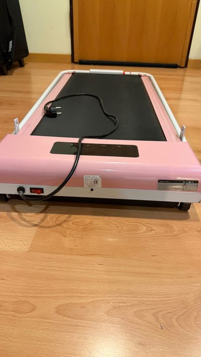 Vendo passadeira elétrica de corrida/caminhada Treadmill Model CT1.