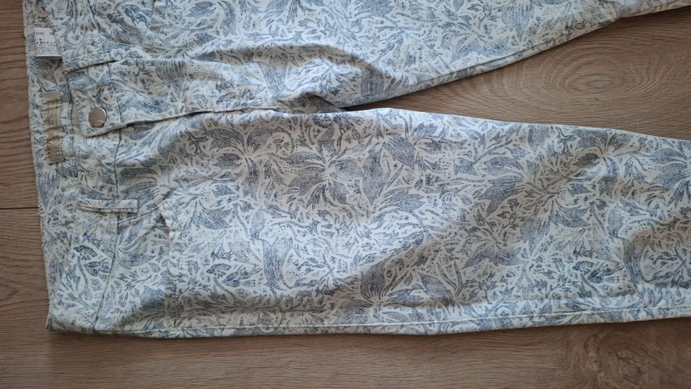 Spodnie  jeansowe Zara 34 bawełna