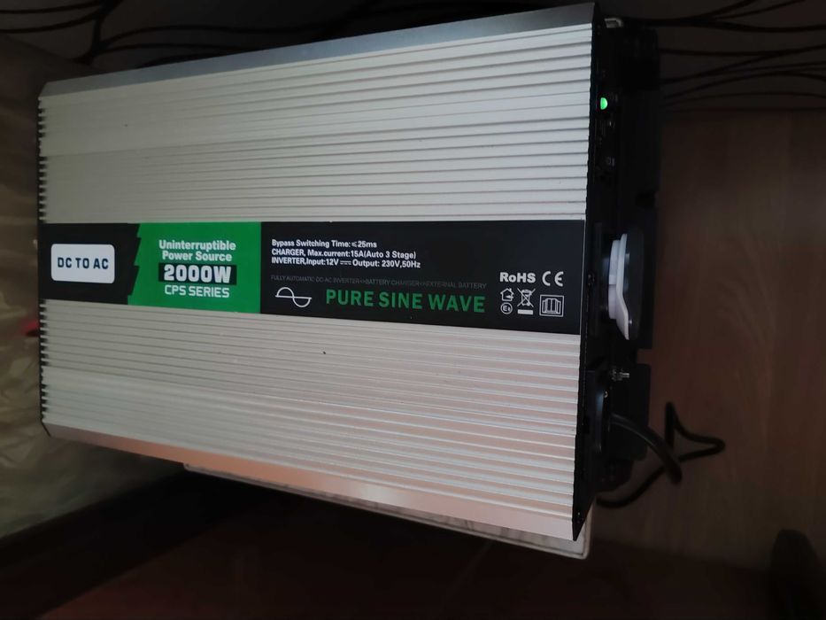 Інвертор 2 000 Вт GPS series новий з автоматичною зарядкою,дистанційка