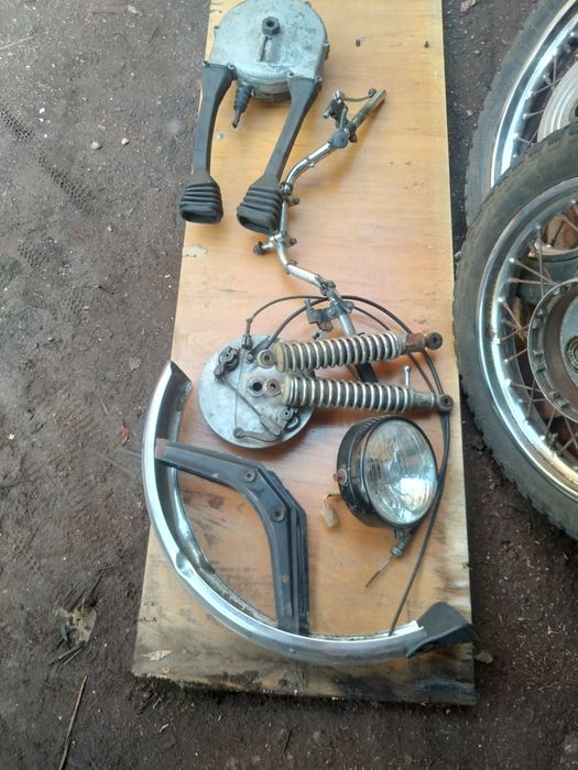 Продам сидіння до мото МТ , ІЖ Ю.П 5