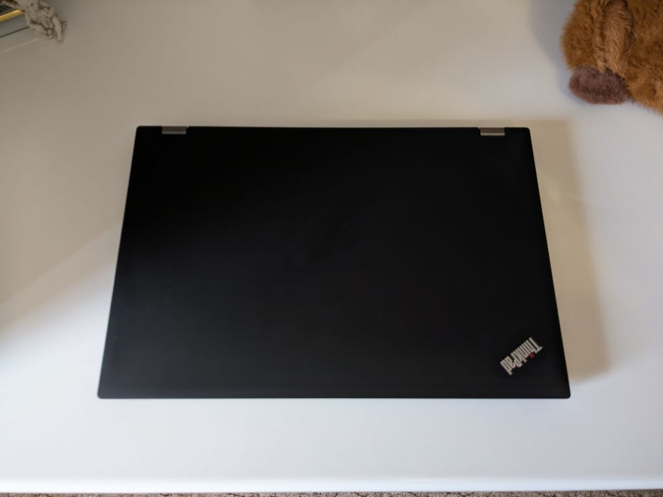 Продам ноутбук Lenovo ThinkPad p52