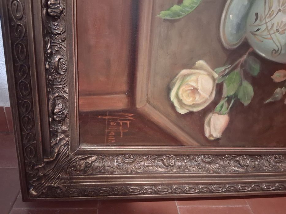 Pintura a óleo de natureza morta com bonita moldura