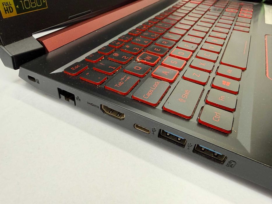 Laptop Acer nitro 5 AMD RYZEN 5  24GB/512GB SSD WIN 11 RX 560X komplet