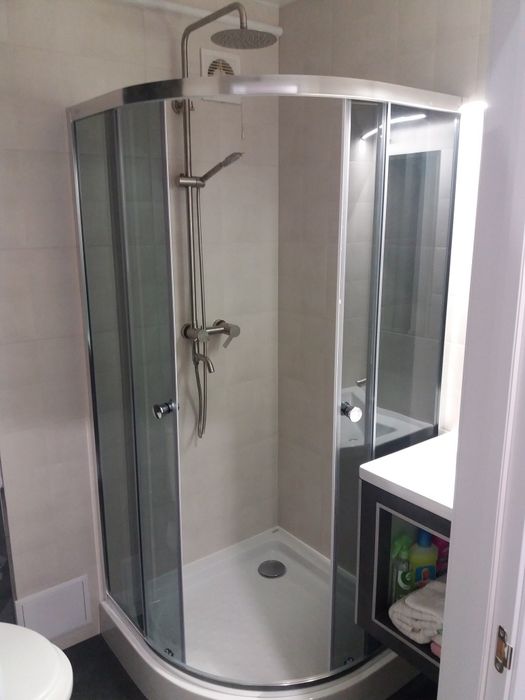 Здам подобово р-н вокзалу 1 кімнатну квартиру.Студія.(Перша здача).