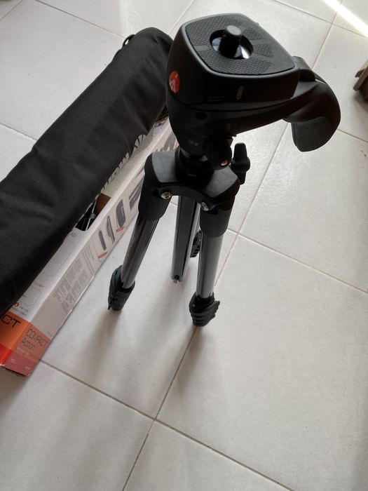 Tripé Manfrotto