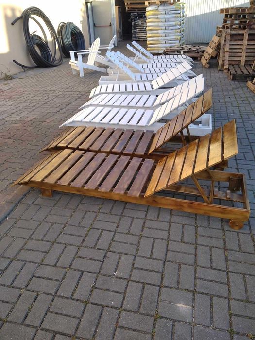 Espreguiçadeiras em Madeira de Pinho Tratado