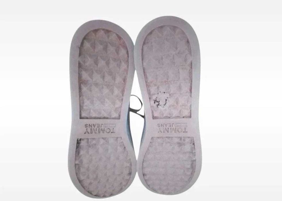 Białe damskie sneakersy na platformie Tommy Hilfiger /  r 37