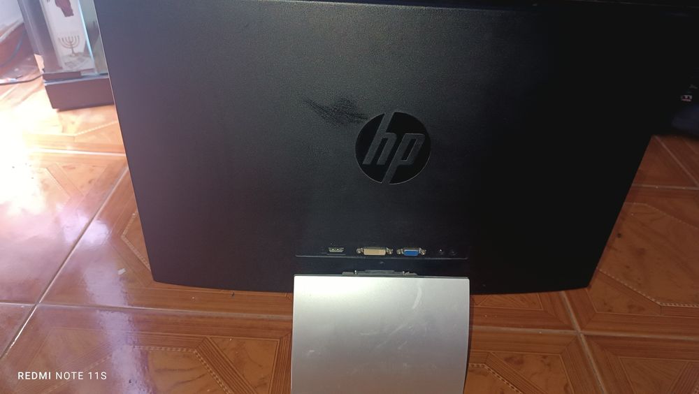 Monitor HP 21.5 in