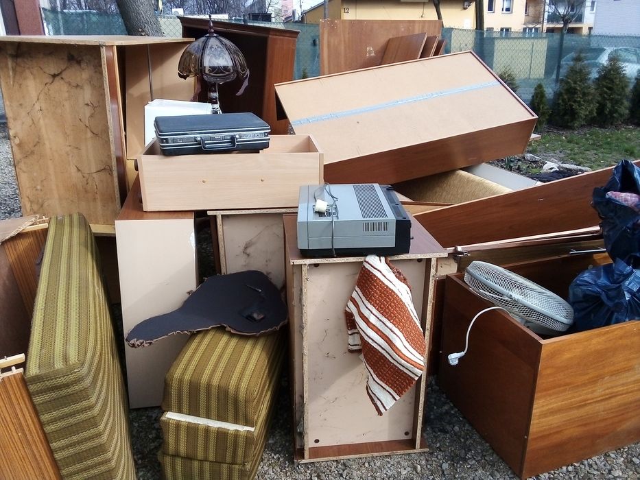 WYWÓZ grantów mebli gruzu Opróżnianie utylizacja likwidacja sprzątanie