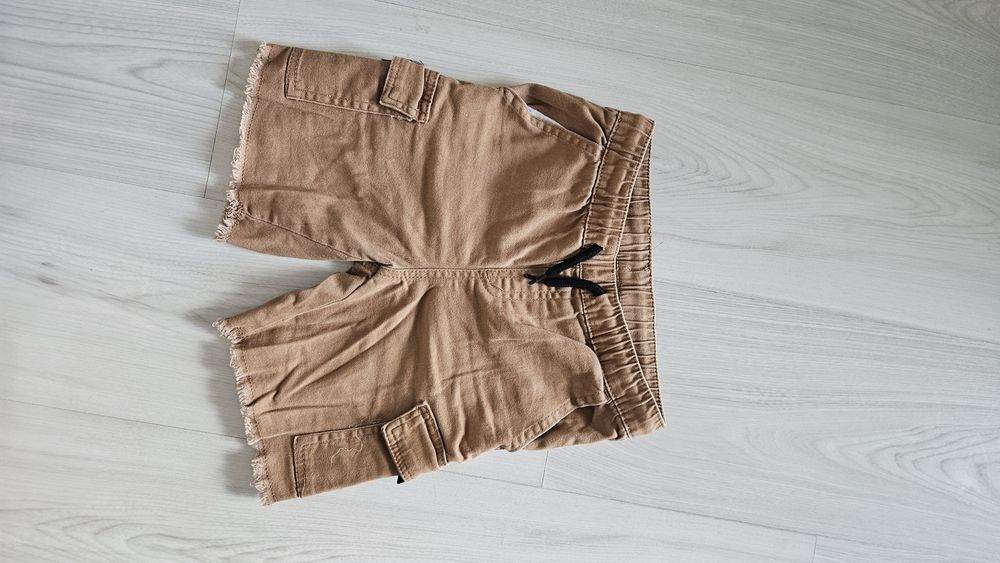 Szorty spodenki 122 cm primark zestaw 128 zielone spodnie