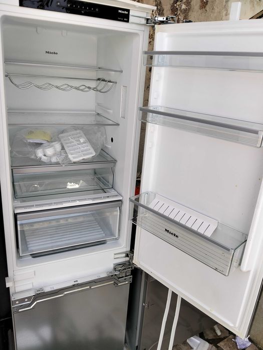 Combinado de encastre Miele Modelo KDN 7724 e active