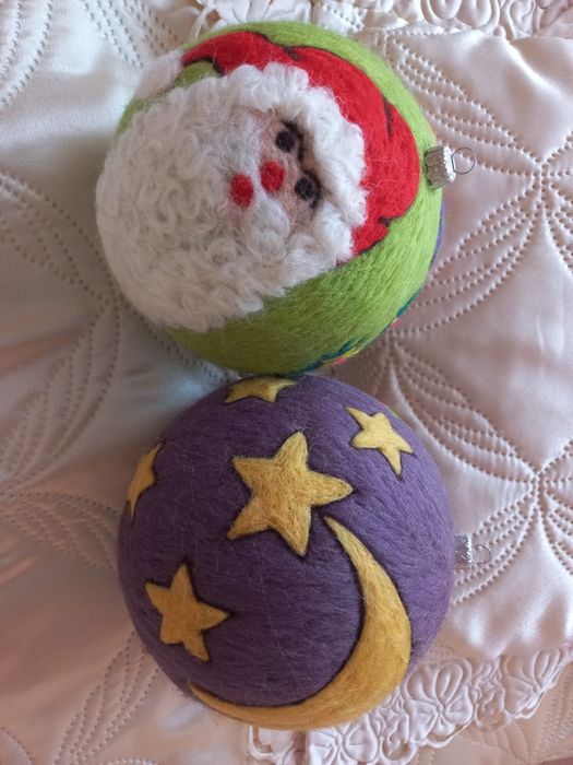 Bombki na święta Bożego Narodzenia  - 2 sztuki