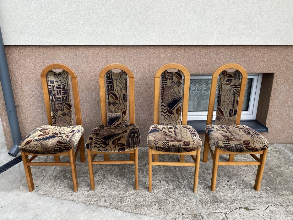 Krzesła drewniane tapicerowane 4 szt.