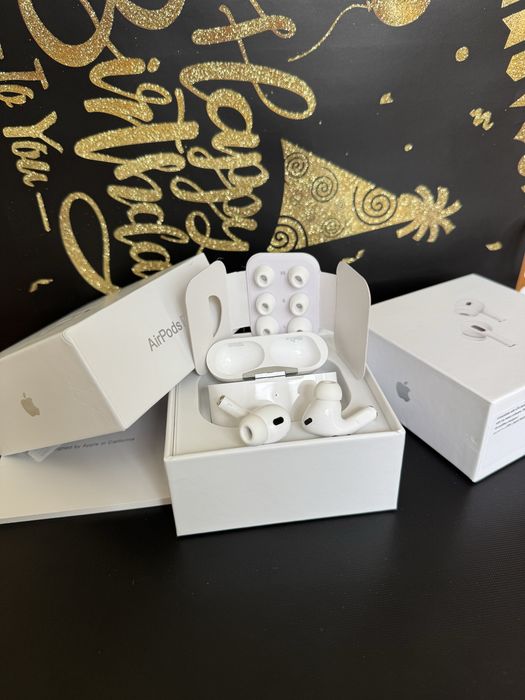 Навушники AirPods Pro 2 з активним шумозаглушенням