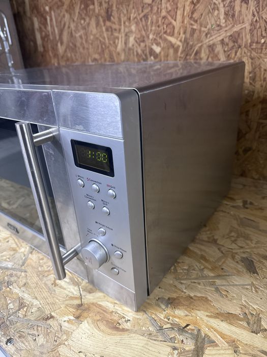 Мікрохвильова піч