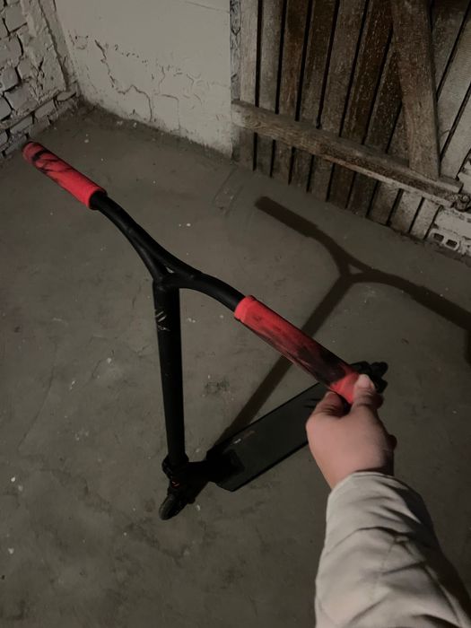 Hulajnoga …………….