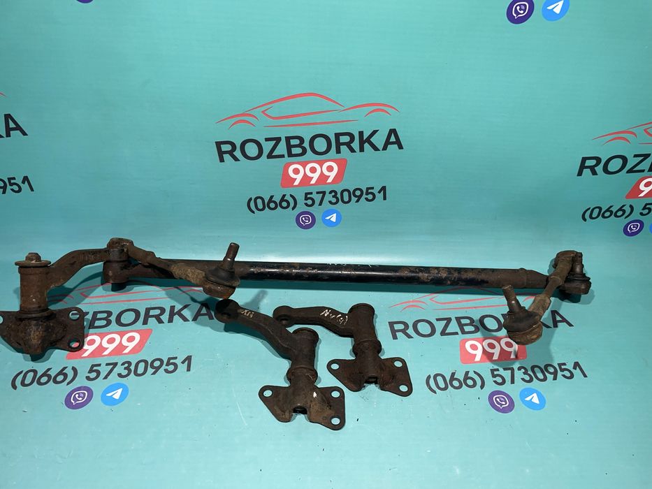 Маятник рульовий Nissan Navara D22 рульова тяга поперечка Навара Д22