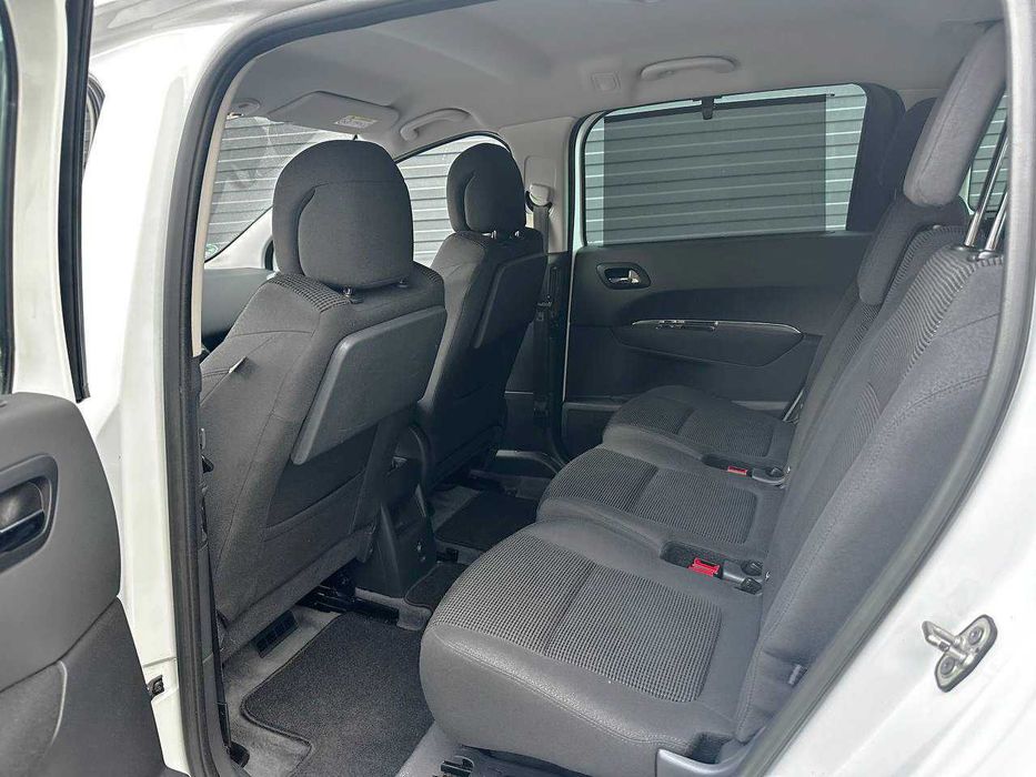 Peugeot 5008 2014