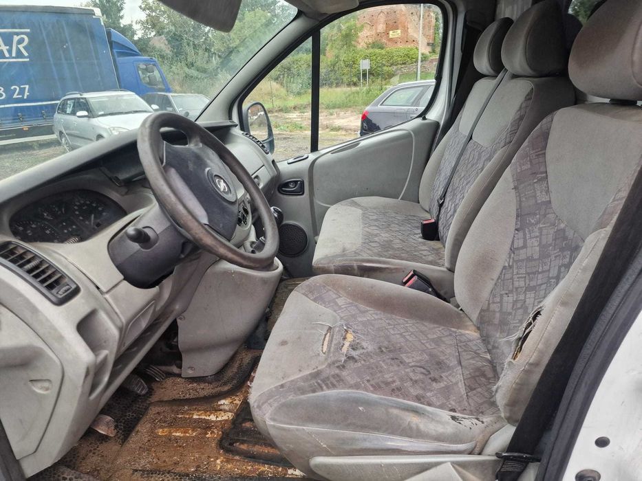 ćwiartka tył tylna błotnik opel vivaro II long lak l474