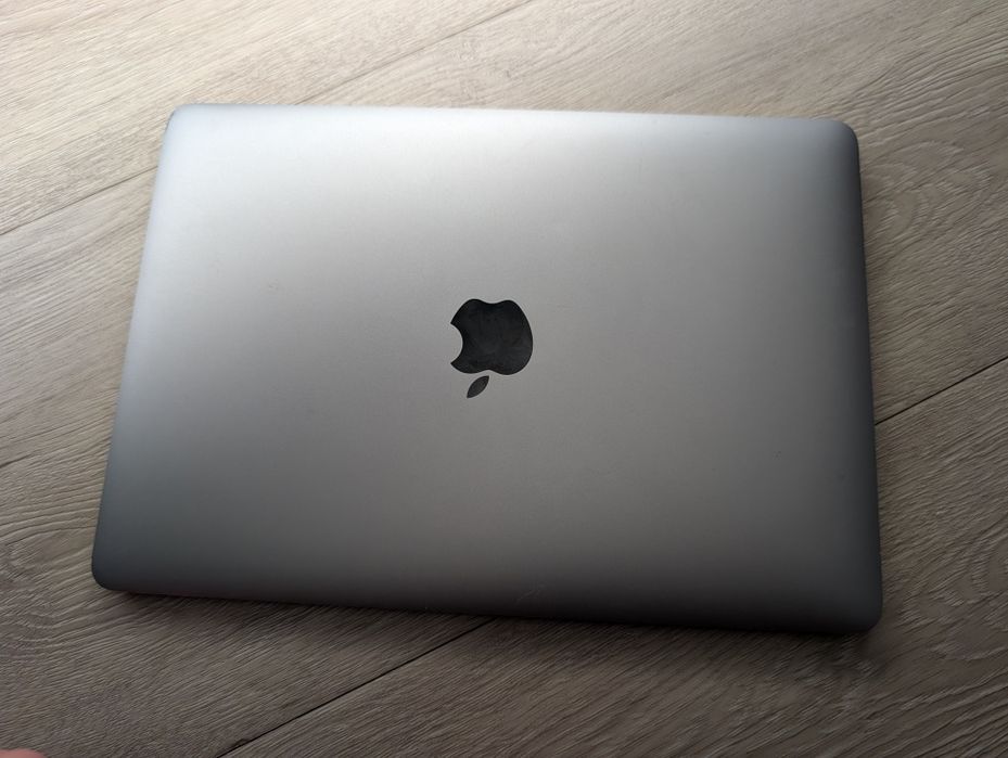 Ноутбук Apple MacBook 12 2017 m3 8/256gb Retina