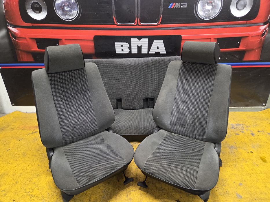 BMW E30 Wnętrze Fotele Kanapa Sedan Szeroka Lampa Ładny Stan Sprawne