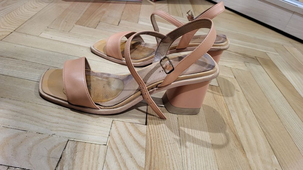 Бежеві Босоніжки Respect 39