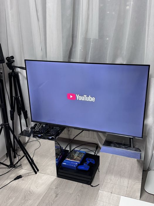 Великі цільні дзеркальні куби для декору магазину шоуруму підставки