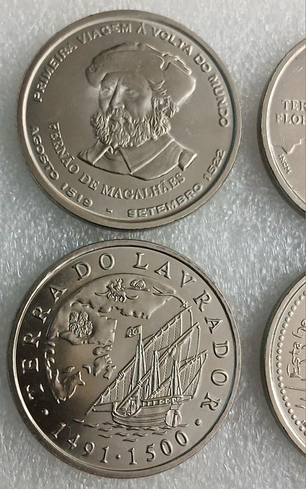 Moedas 200 escudos ano 2000
