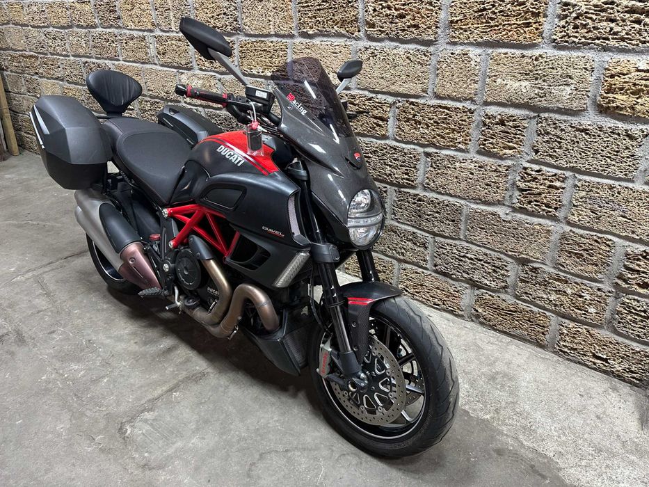 Ducati Diavel Carbon