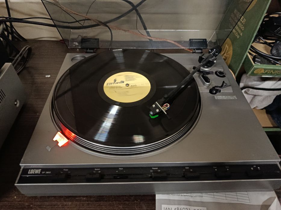 Gramofon loewe sp 3850