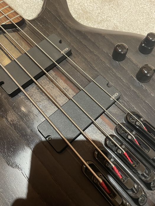 Ibanez btb 705 dx gitara basowa 5 strun struonwa aktywna metal EMG