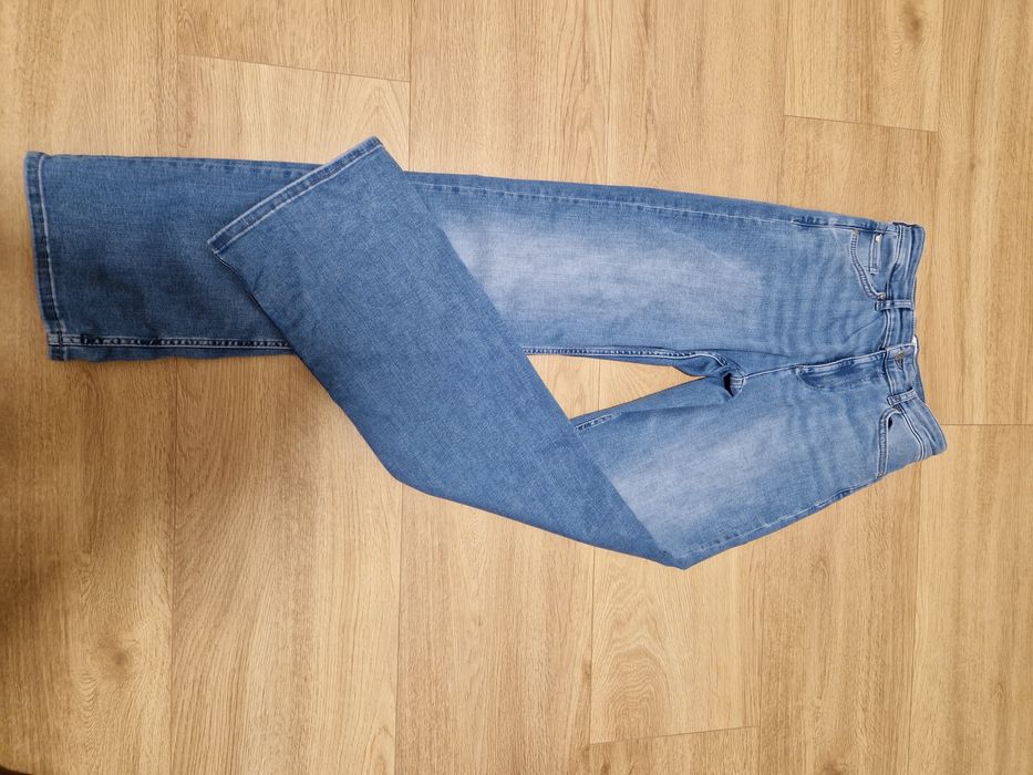 Spodnie jeansowe damskie Mustang rozm. 26/32