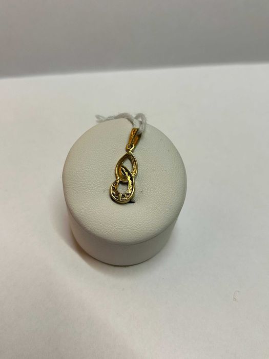 Złota zawieszka P: 333 G: 0,94