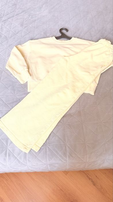 Костюм Zara для дівчинки