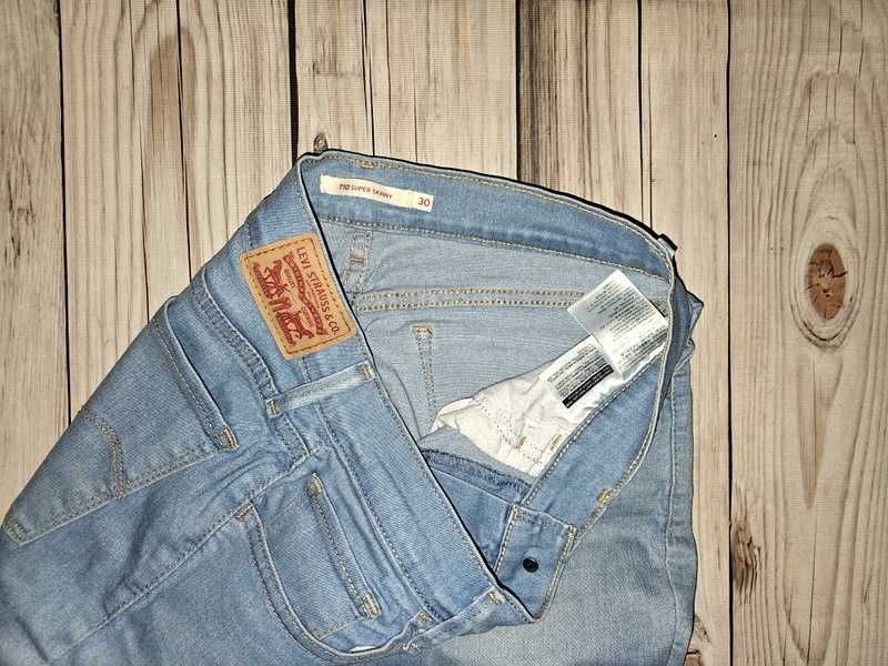Spodnie Levi's W30 L30 skinny
