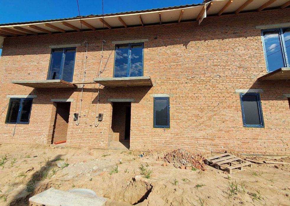 Продається туанхаус в Якушинцях