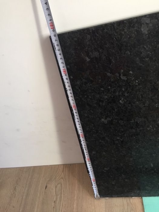 Стільниця з кварцу. Нова